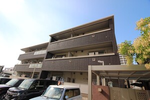 パルファン鳳外観写真