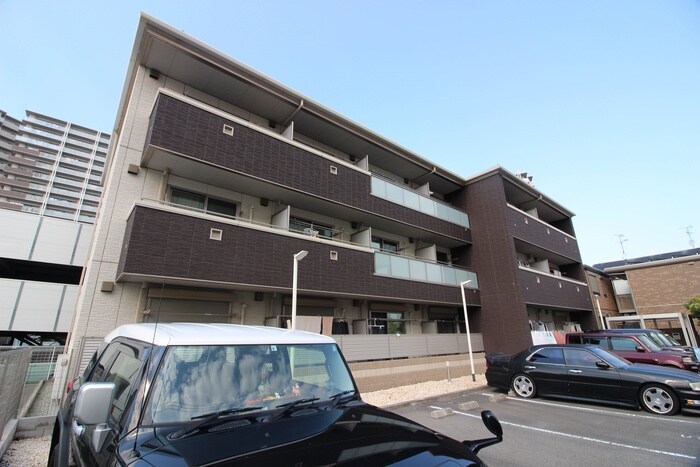 パルファン鳳の外観写真