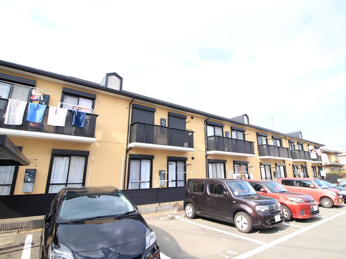 物件外観写真2　(外観写真)