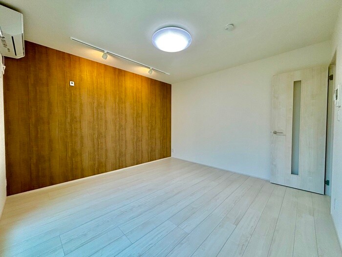 物件内観写真11　(居室)