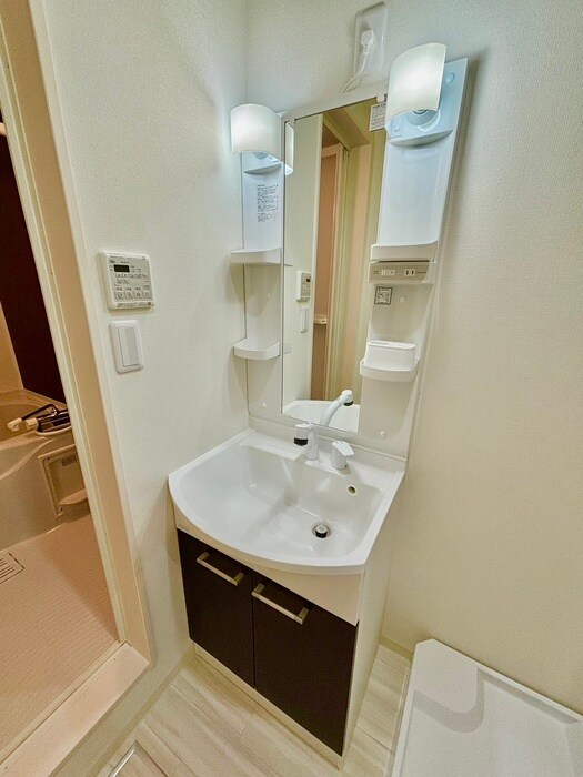 物件内観写真15　(洗面)