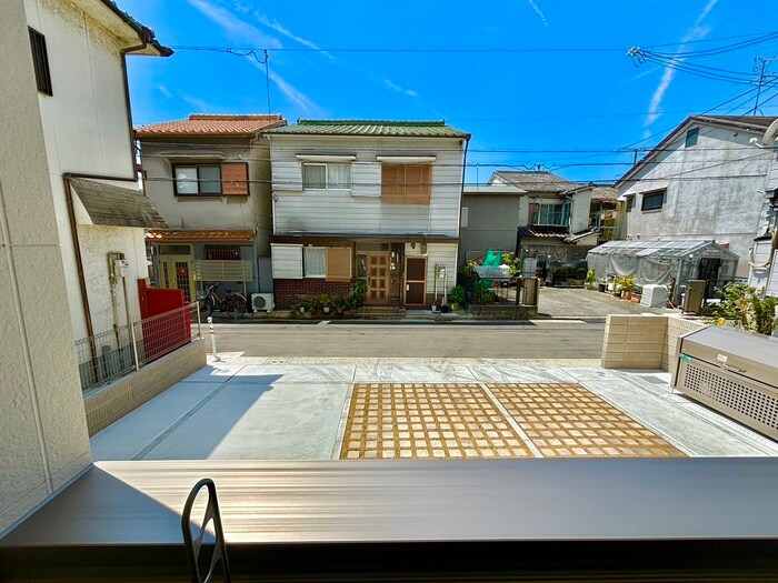 物件内観写真19　(室内からの展望)