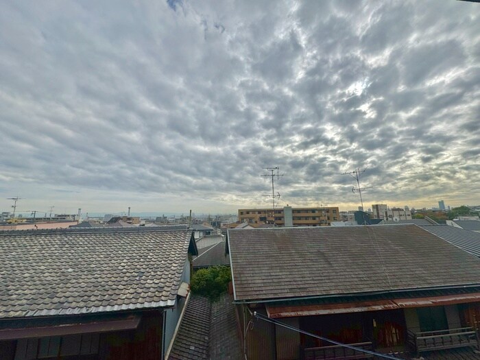 物件内観写真17　(室内からの展望)