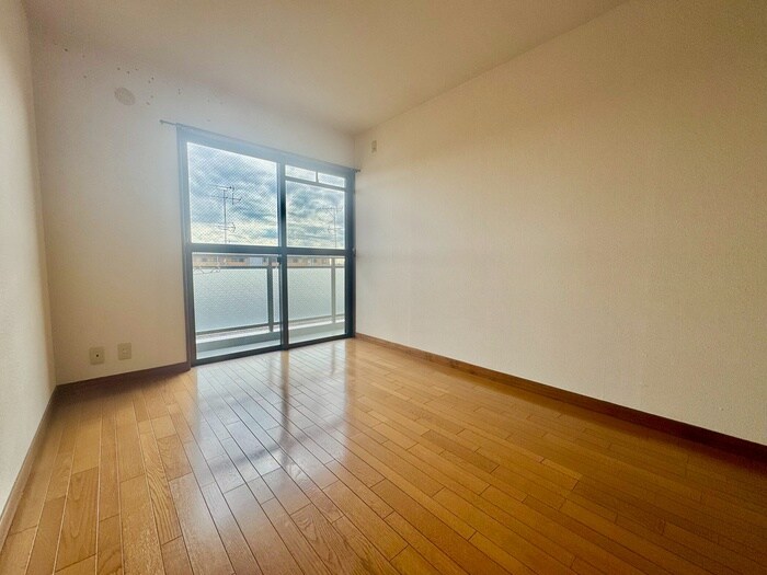 物件内観写真22　(居室)