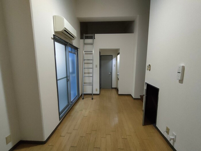 物件内観写真8　(居室)