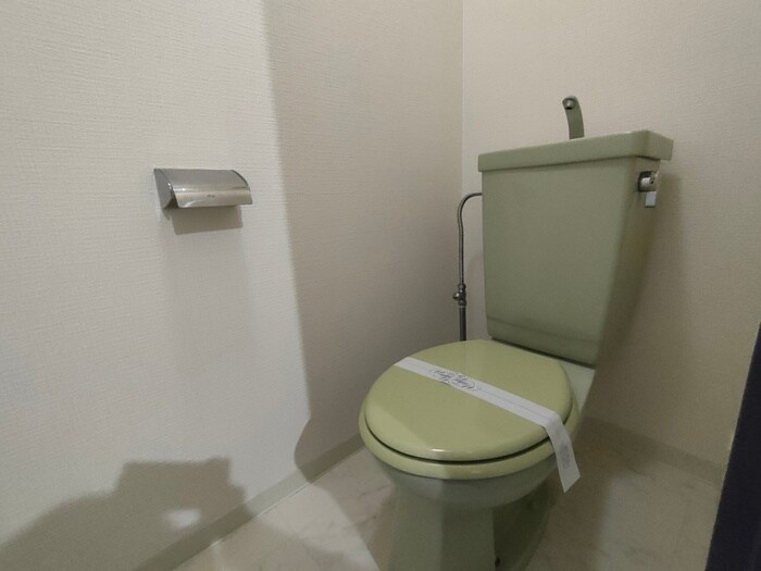 物件内観写真14　(トイレ)