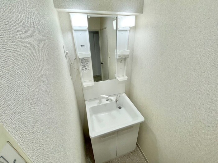 物件内観写真11　(洗面)