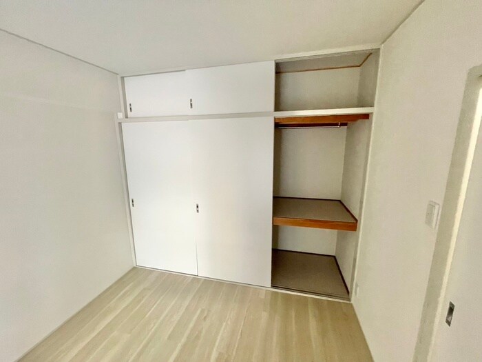 物件内観写真13　(収納)