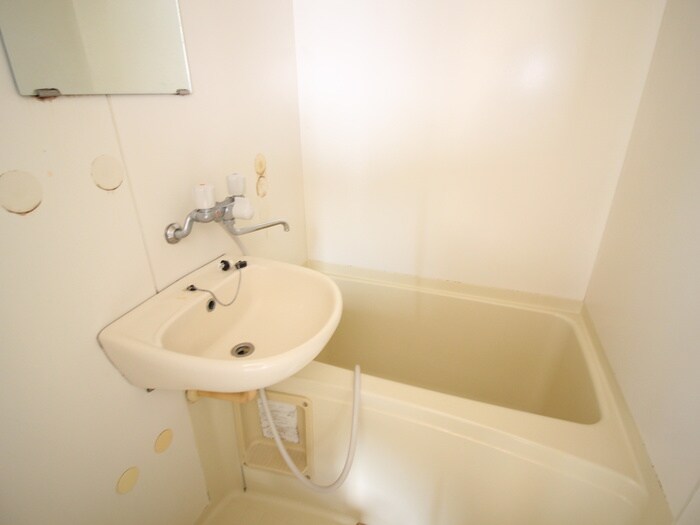 物件内観写真12　(バス／シャワールーム等)