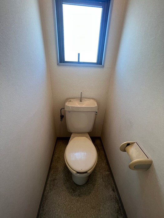 物件内観写真15　(トイレ)