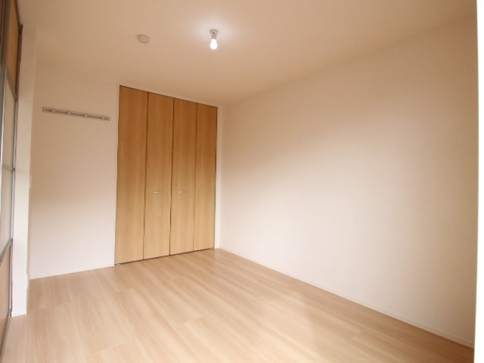 物件内観写真10　(居室)