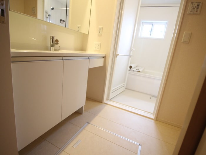 物件内観写真14　(洗面)