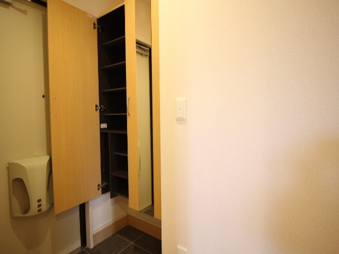 物件内観写真18　(靴箱)