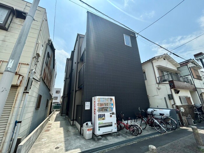 物件外観写真1　(外観写真)