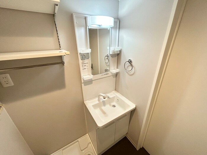 物件内観写真10　(洗面)