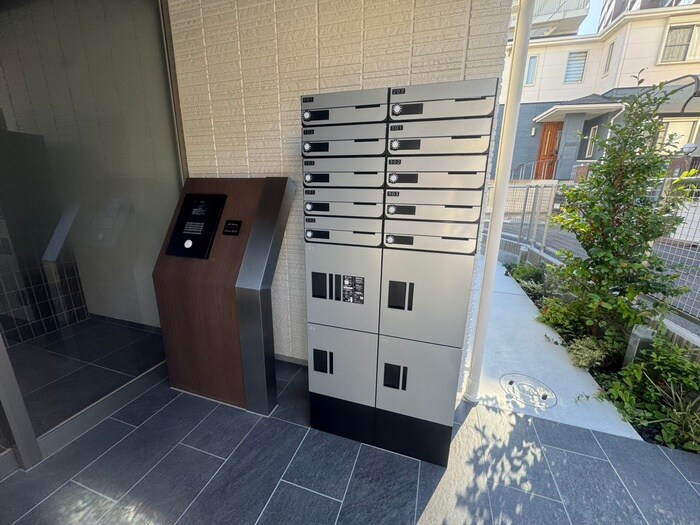 物件外観写真6　(建物設備)