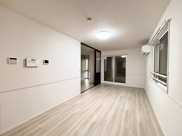 物件内観写真7　(居室)