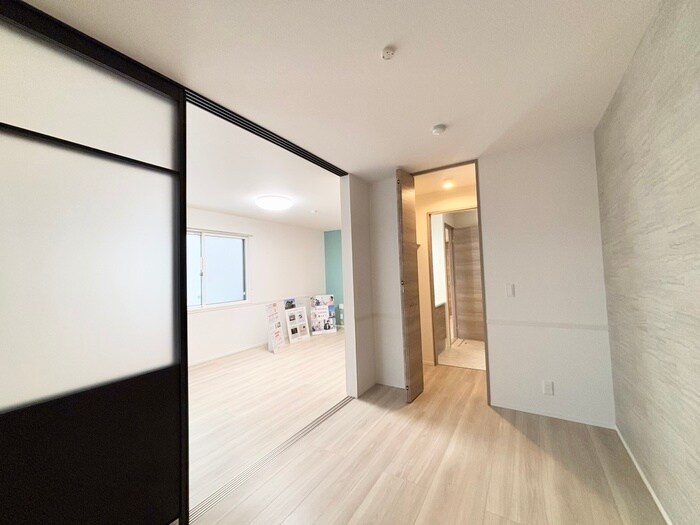 物件内観写真9　(居室)