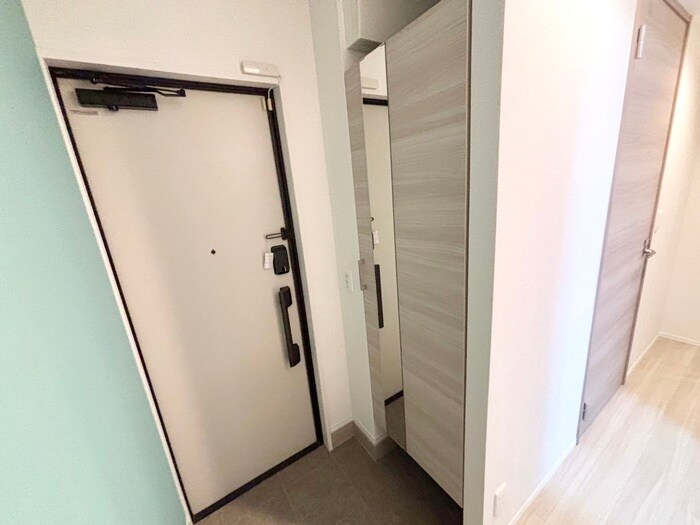 物件内観写真14　(玄関)