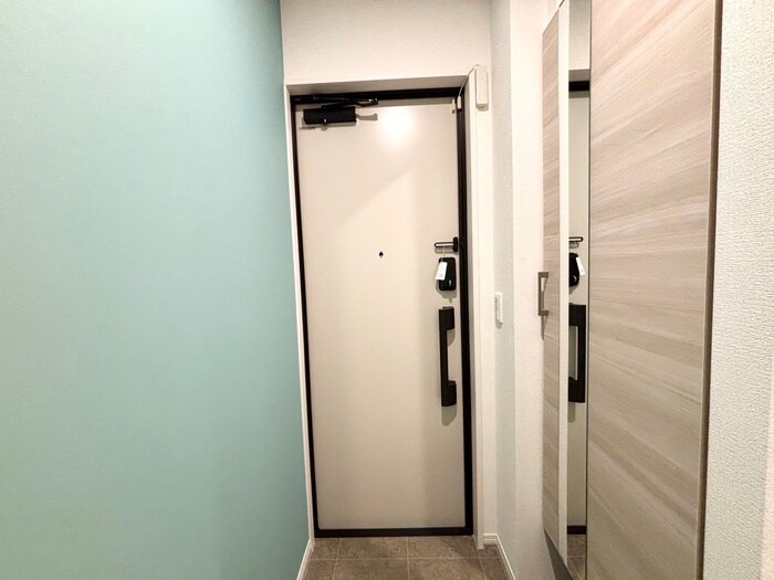 物件内観写真15　(玄関)