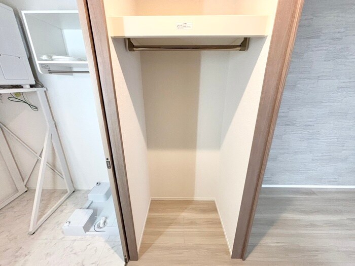 物件内観写真18　(収納)