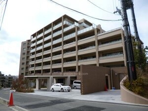 ブランズ千里桃山台(906)外観写真