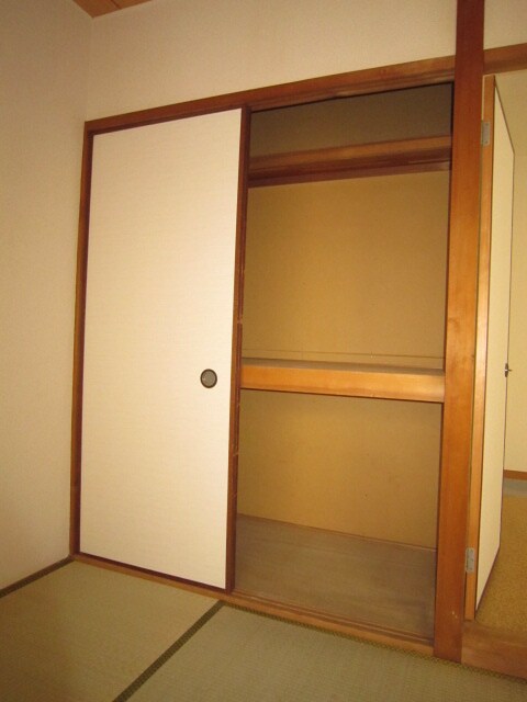 物件内観写真10　(収納)