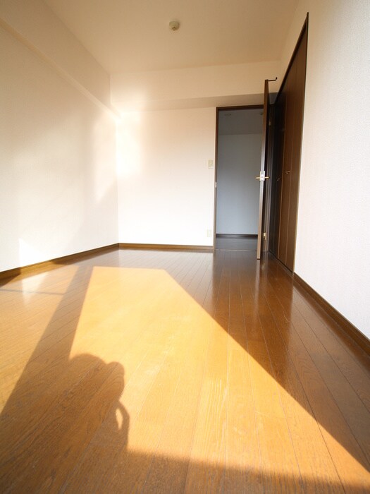 物件内観写真15　(居室)