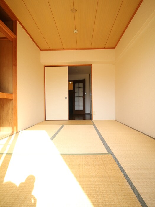 物件内観写真16　(居室)