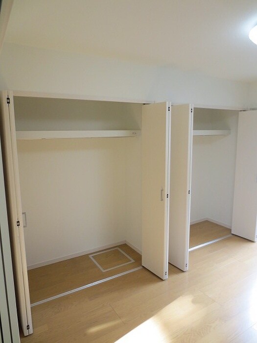 物件内観写真8　(収納)