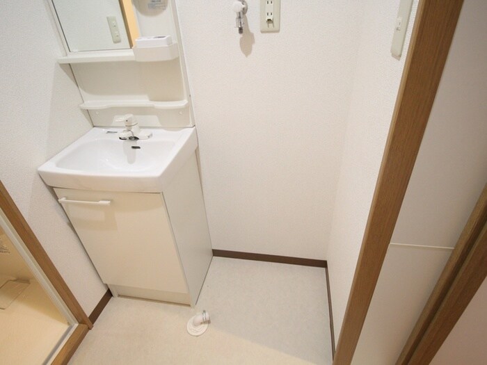 物件内観写真11　(洗面)