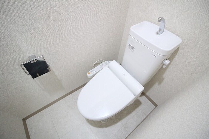 物件内観写真15　(トイレ)