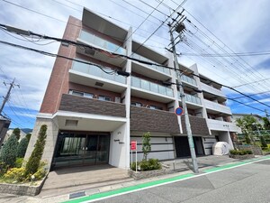 Xpavela甲東園外観写真