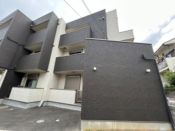 物件外観写真3　(周辺環境)