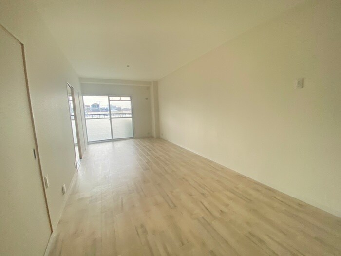 物件内観写真8　(居室)