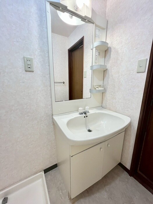 物件内観写真10　(洗面)