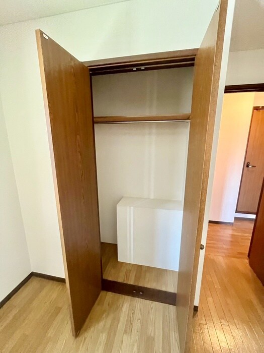物件内観写真13　(収納)