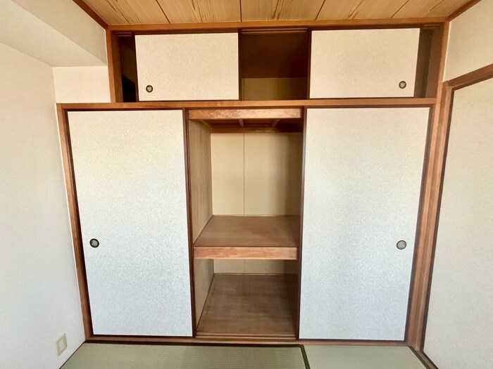 物件内観写真18　(収納)