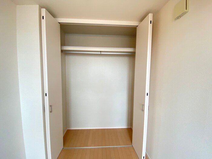 物件内観写真16　(収納)