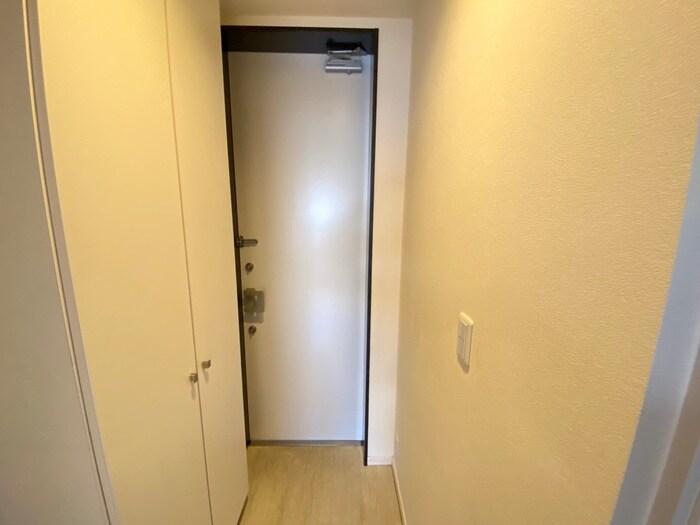 物件内観写真17　(玄関)