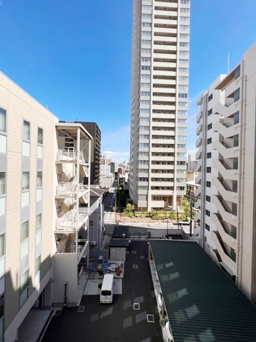 物件内観写真16　(室内からの展望)