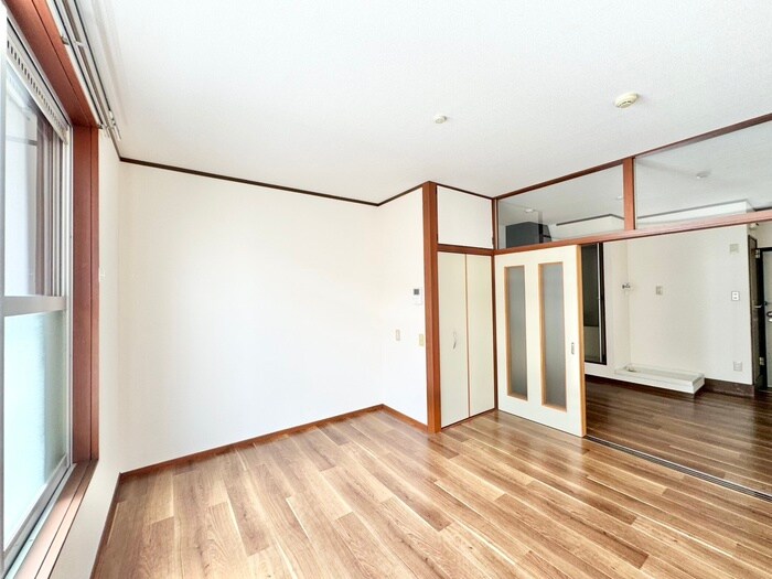 物件内観写真7　(居室)