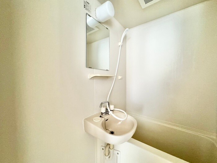 物件内観写真10　(洗面)