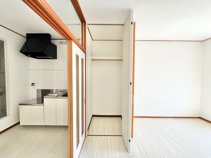 物件内観写真13　(収納)