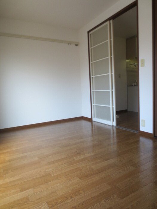 物件内観写真6　(居室)