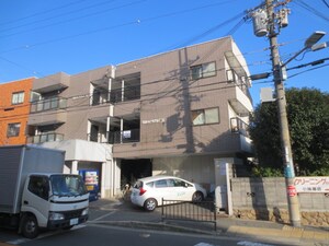 ピ－スフルハイツⅡ外観写真