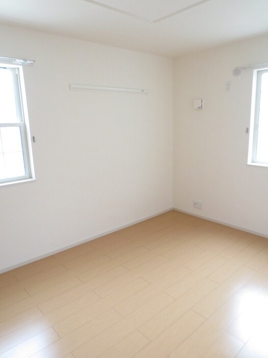 物件内観写真10　(居室)