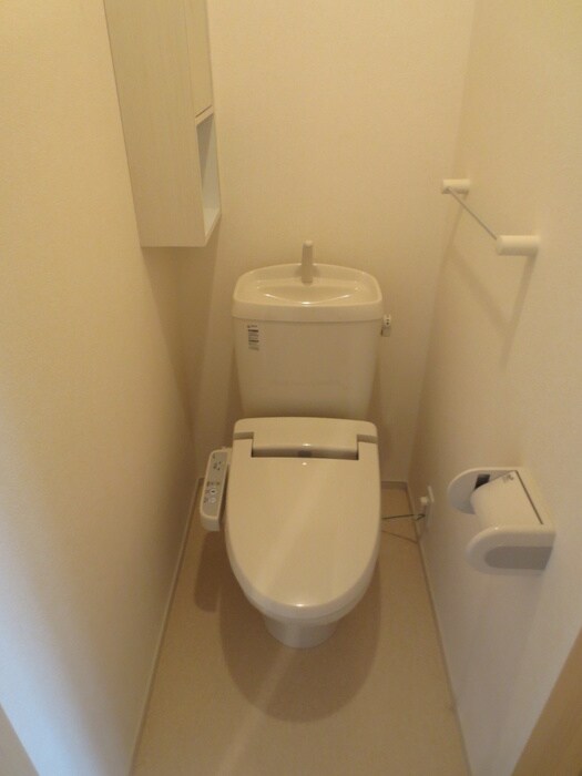 物件内観写真14　(トイレ)