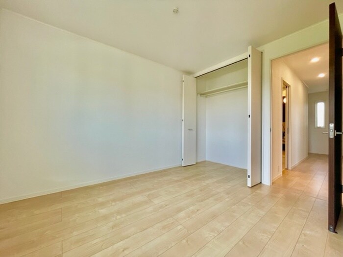 物件内観写真11　(収納)