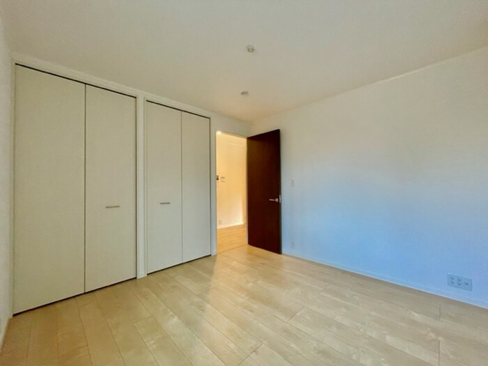 物件内観写真13　(収納)